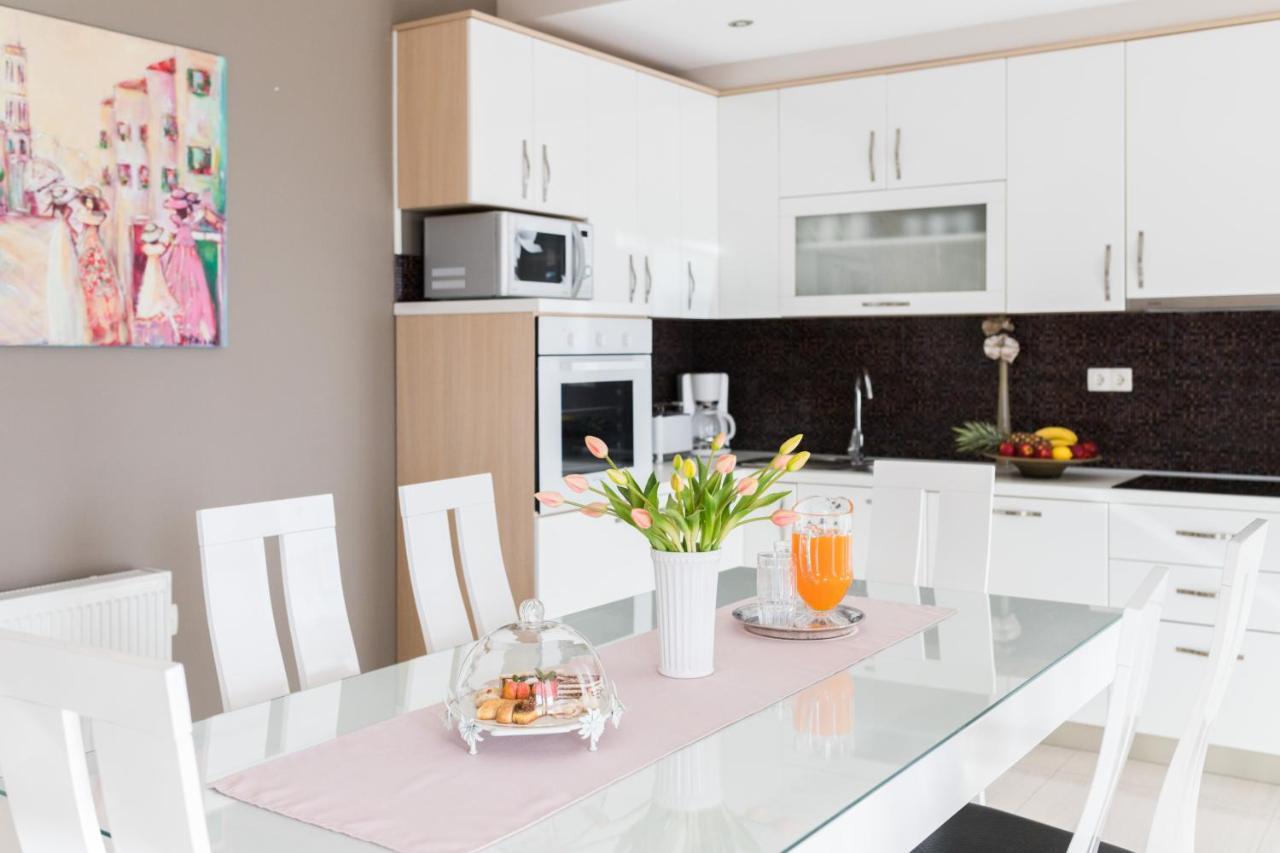 Turta Apartment Zára Kültér fotó