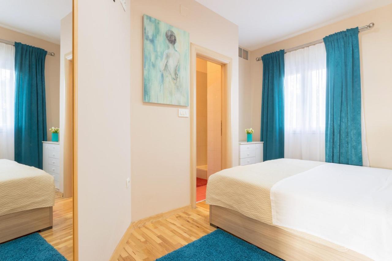 Turta Apartment Zára Kültér fotó
